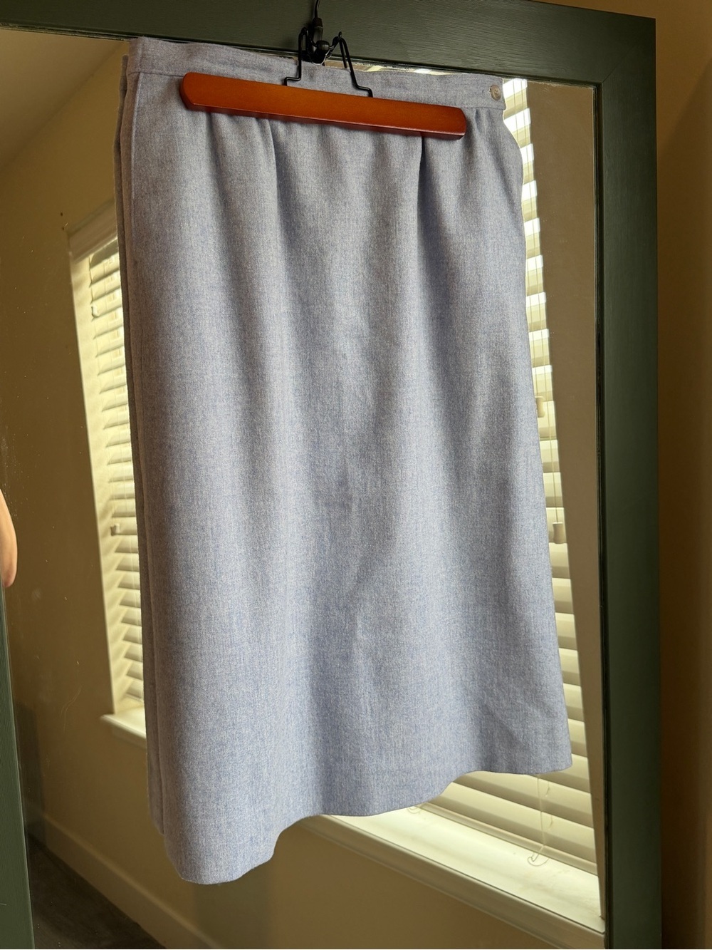 Vintage Pendleton Light Gray Pencil Skirt in stunning condition!